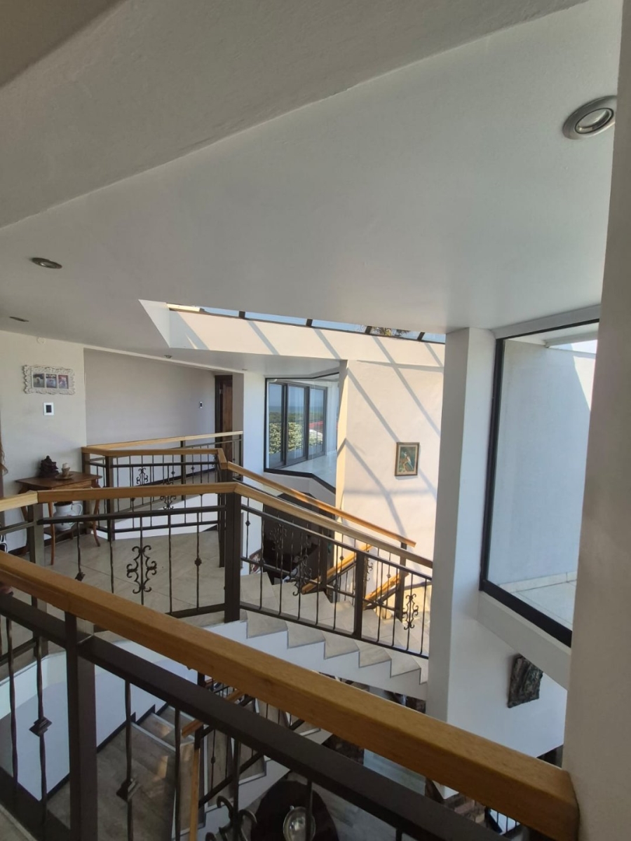 5 Bedroom Property for Sale in Blue Bend Eastern Cape